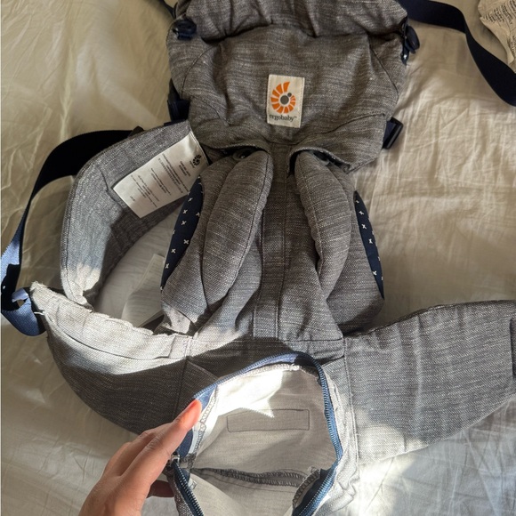 Ergobaby Omni 360 All in One Baby Carry - Jacks - Picture 14 of 15